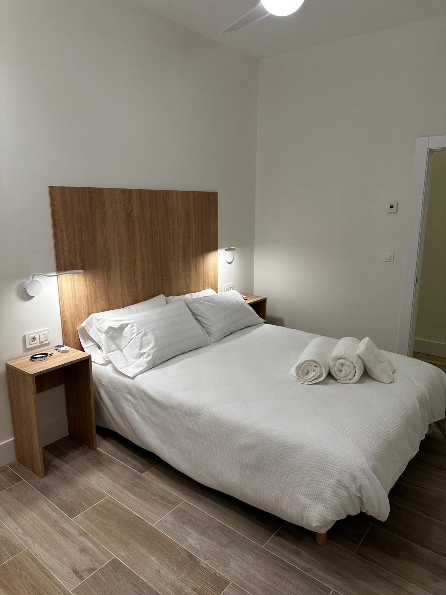 Apartamentos Moncloa Madrid Ngoại thất bức ảnh